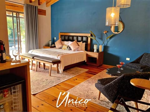 Bed, Living room, Photo of the whole room, Bedroom