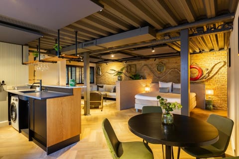 Hotel Maassluis Hotel in South Holland (province)