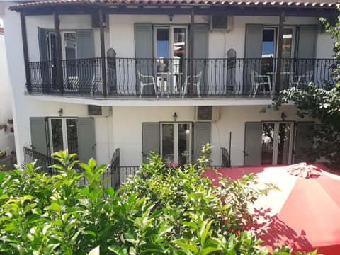 Property building, Balcony/Terrace