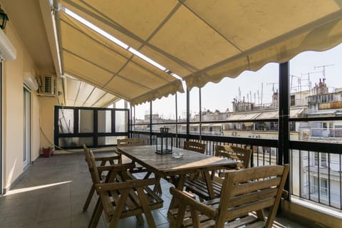 View (from property/room), Balcony/Terrace