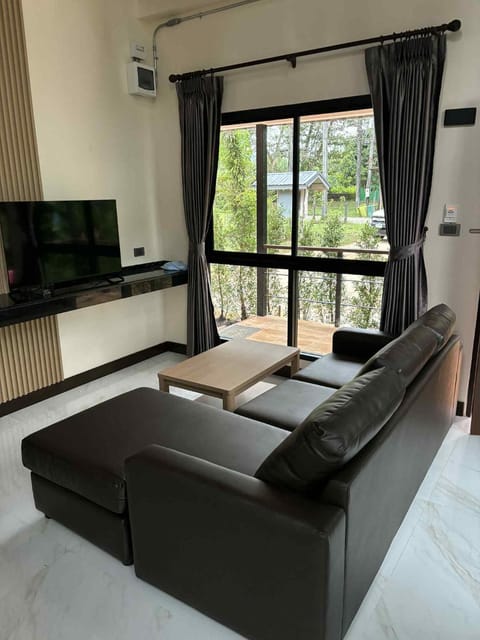 Ao Thong beach Resort Resort in Khuekkhak