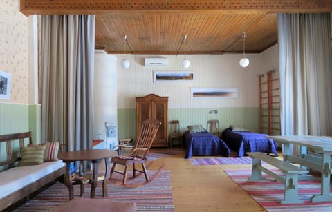 Photo of the whole room