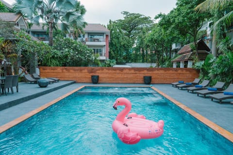 Natural landscape, Garden, Garden view, Pool view, Swimming pool, sunbed