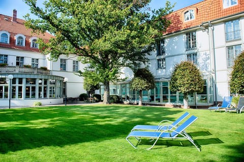 Property building, Garden