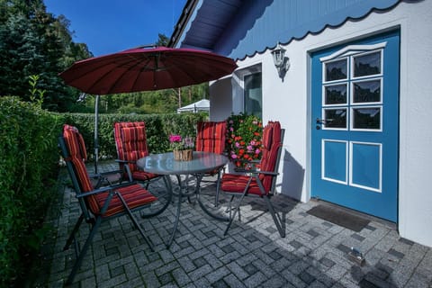 Patio, BBQ facilities, Balcony/Terrace