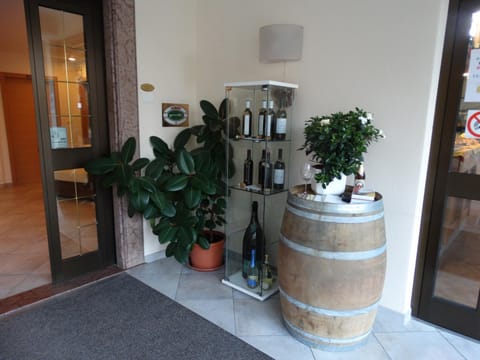 Garnì Ischia Bed and Breakfast in Nago–Torbole