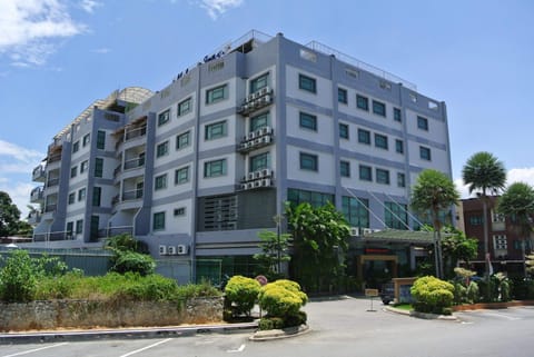 Facade/entrance, On site