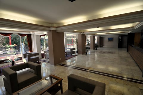 Lobby or reception, Lounge or bar