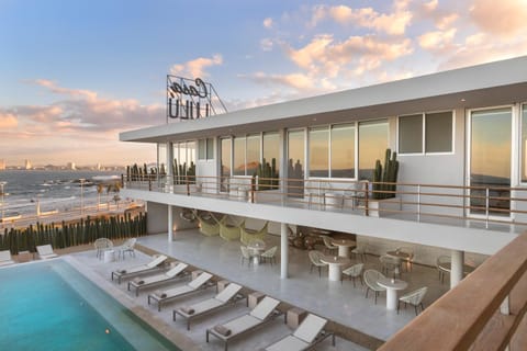 Balcony/Terrace, Swimming pool