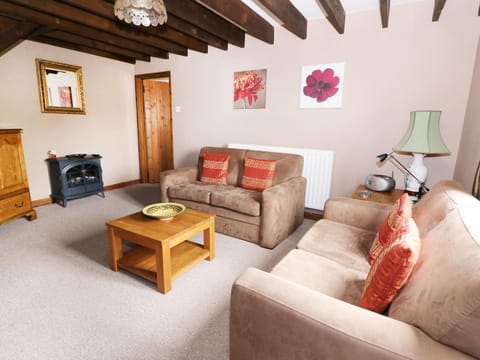 Cedar Cottage House in Wales