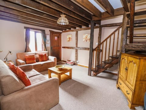 Cedar Cottage House in Wales