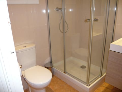 Bathroom, Decorative detail