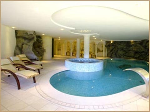 Hotel Touring Hotel in Madonna di Campiglio