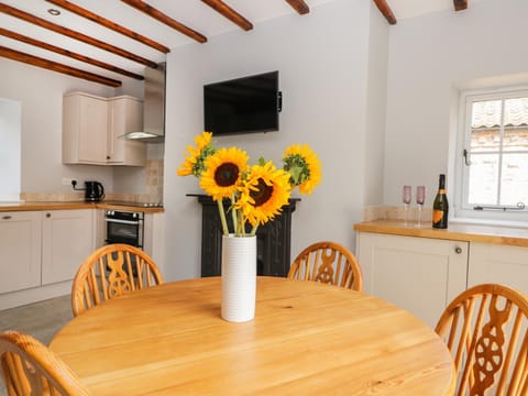 Corner View House in England