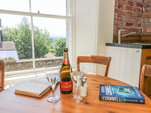 Magistrates Chambers Apartment in Craven District