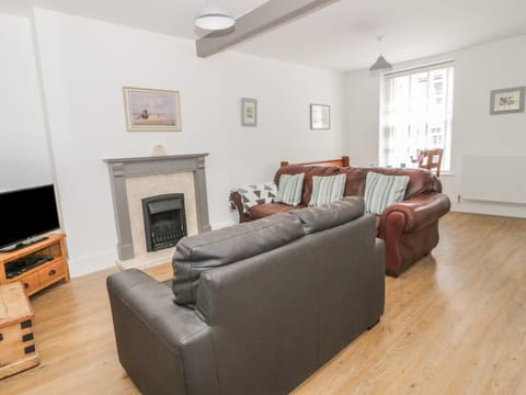 22 Uppergate Street House in Wales