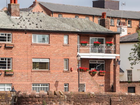 Dee Heights Penthouse Apartment in Chester