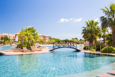 Garden, Swimming pool