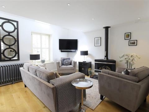 The Hive House in Stow-on-the-Wold