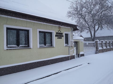 Property building, Winter