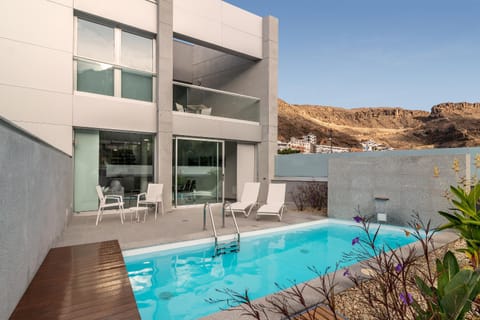 Property building, Off site, Swimming pool, Swimming pool
