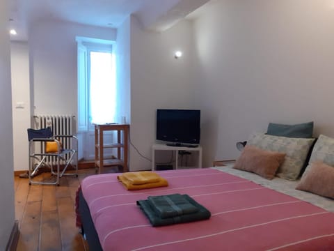 TV and multimedia, Bedroom