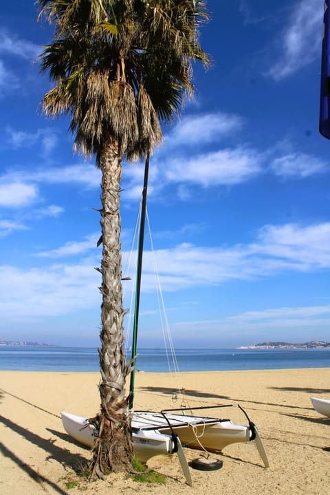 Nearby landmark, Beach