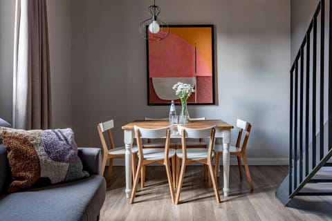 Living room, Seating area, Dining area