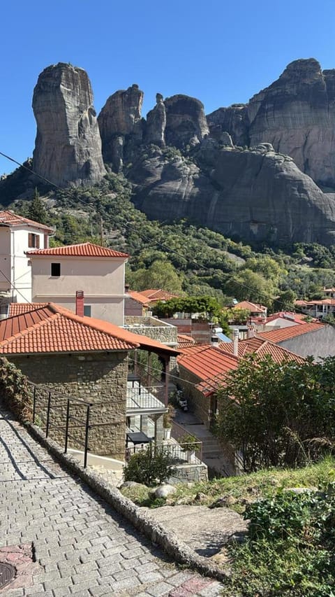 Rocks Republic Apartment hotel in Kalabaka