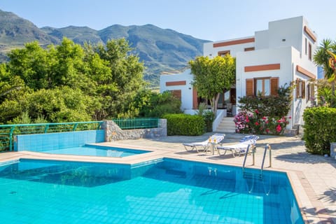 Property building, Garden, Mountain view, Swimming pool