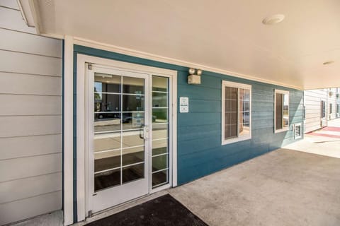 Property building, On site