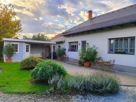 Property building, Garden, Sauna