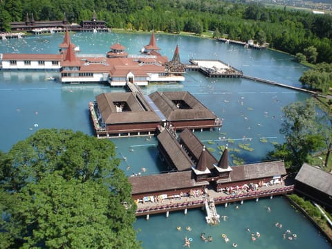Spa and wellness centre/facilities