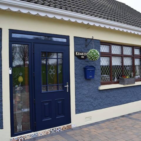 Krakow B&B Bed and Breakfast in Dundalk