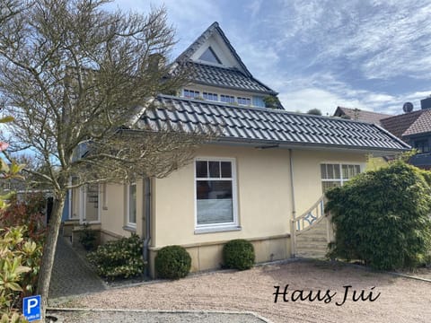 Haus Jui Apartment in Zingst
