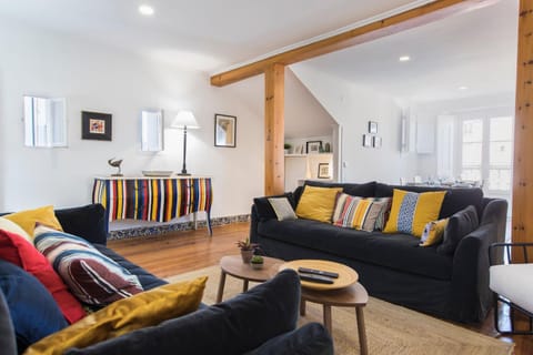 Living room, Photo of the whole room, Seating area