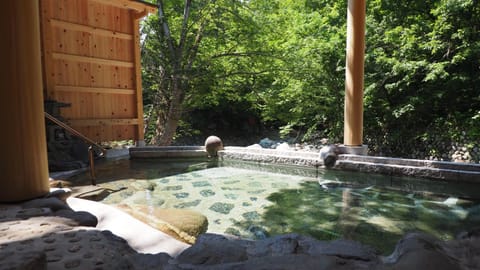 Open Air Bath