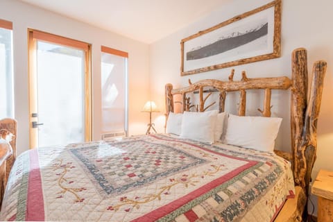 Snowstar Condo 23 House in Ketchum