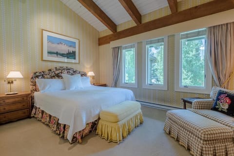 Lodge Apartment II Condo 886 House in Ketchum