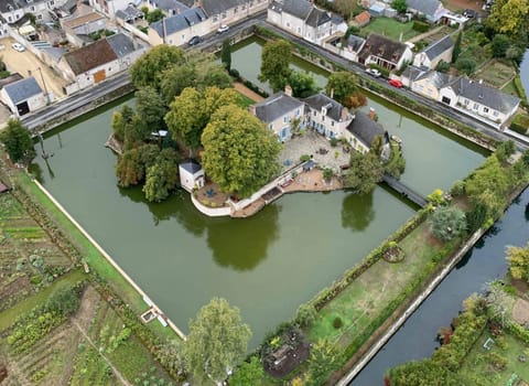 Les Douves Bed and Breakfast in Centre-Val de Loire