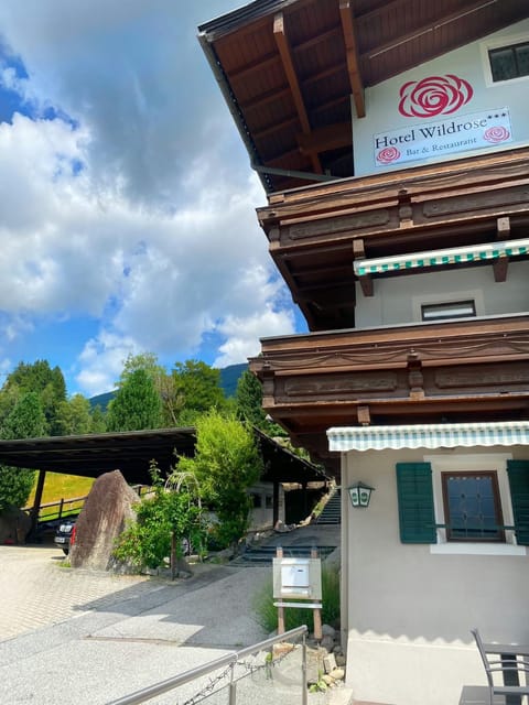 Property building, Day