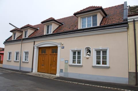 Facade/entrance, Other