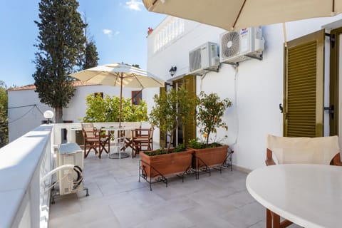 Villa Kalomira Apartment in Spetses