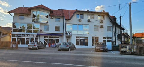 Property building, Parking