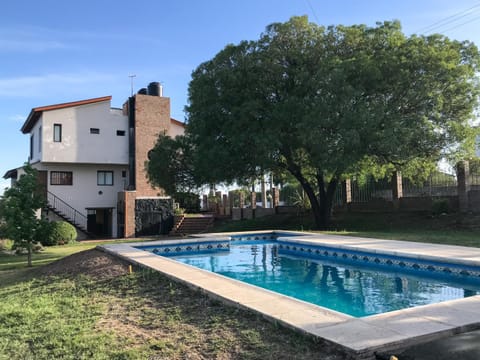 Property building, Garden, Pool view, Swimming pool
