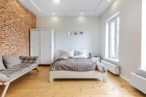 Seating area, Bedroom