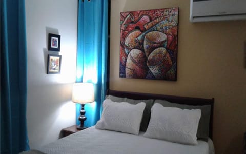 Bed, Photo of the whole room