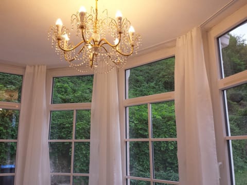 Moderne Wohnung in barockem Altstadthaus nahe Altstadt und Radweg Apartment in Saarland, 66, Germany