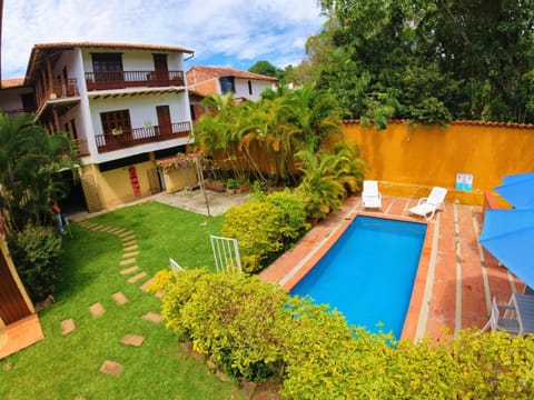 Property building, Garden, Garden view, Swimming pool
