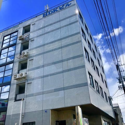 Property building, Day